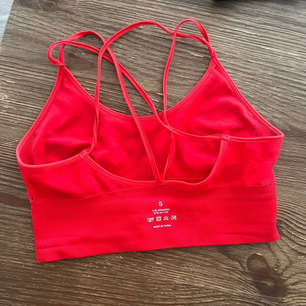 Size small - Picture 3 of 4
